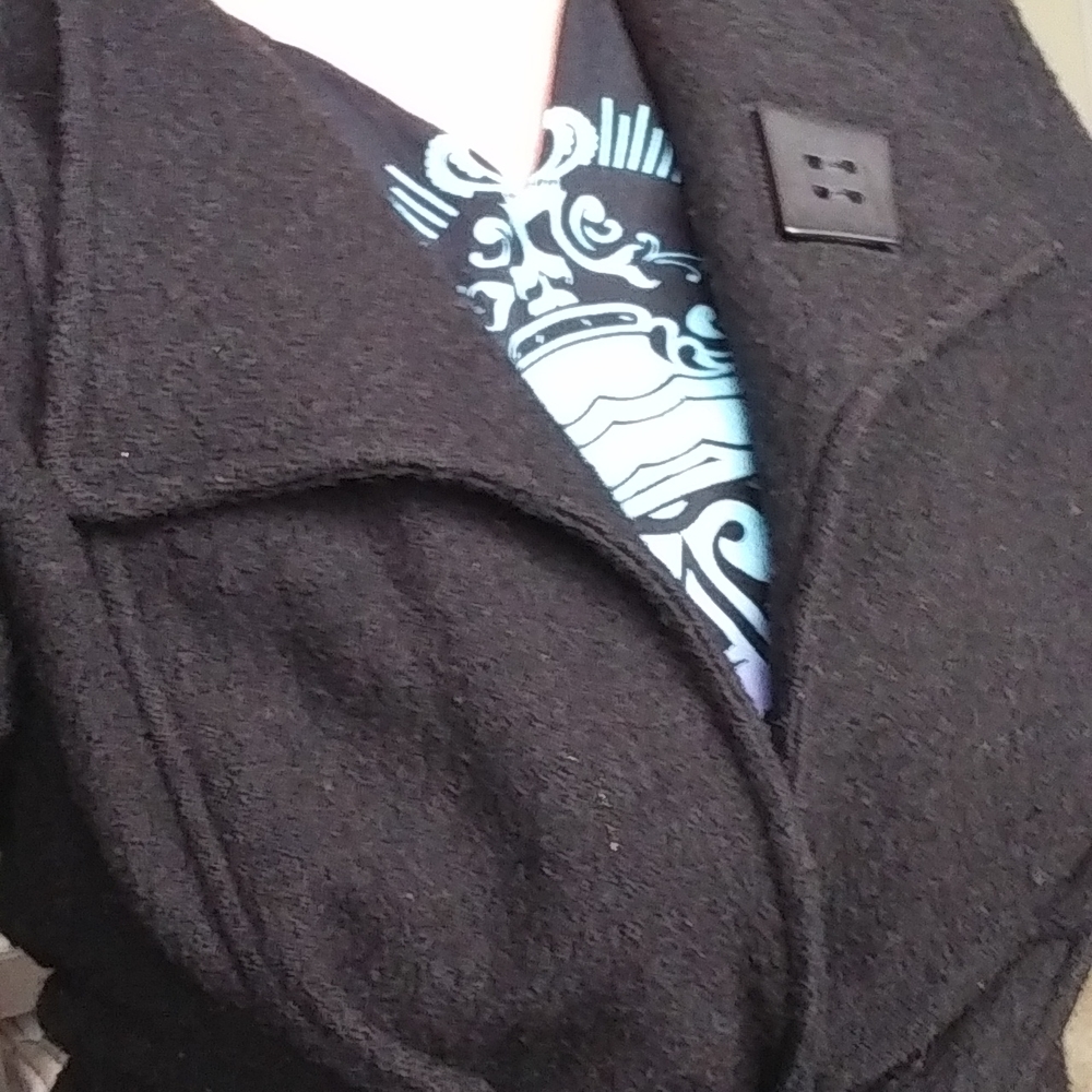 Lisa Int'l 100% Wool Jacket - Picture 9 of 9